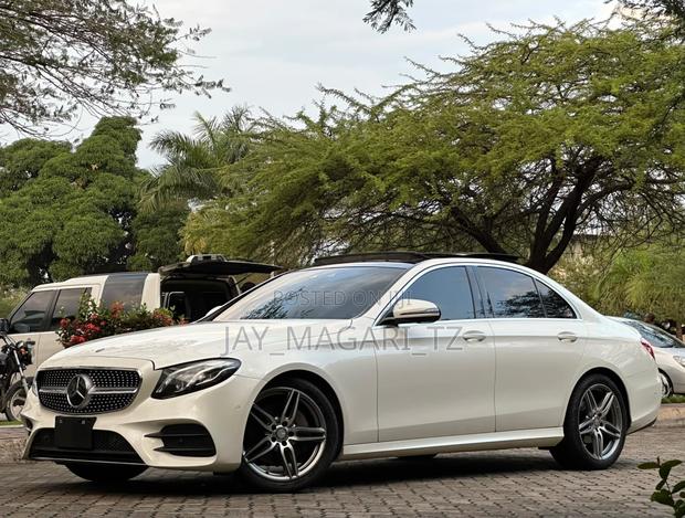 Mercedes-Benz C-Class 2017 White