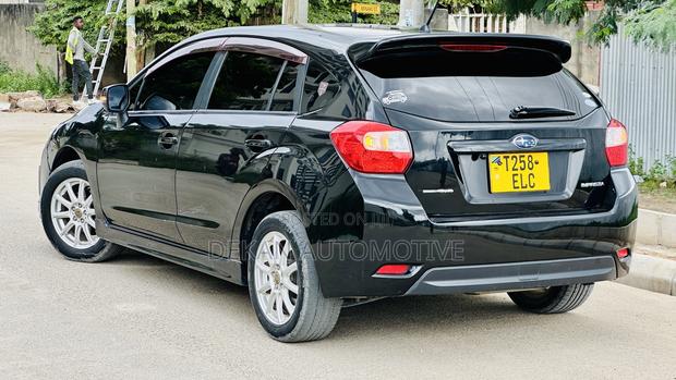 Subaru Impreza 2.0i 5-dr 2013 Black