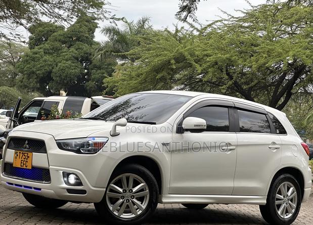 Mitsubishi RVR 2.0 2011 White