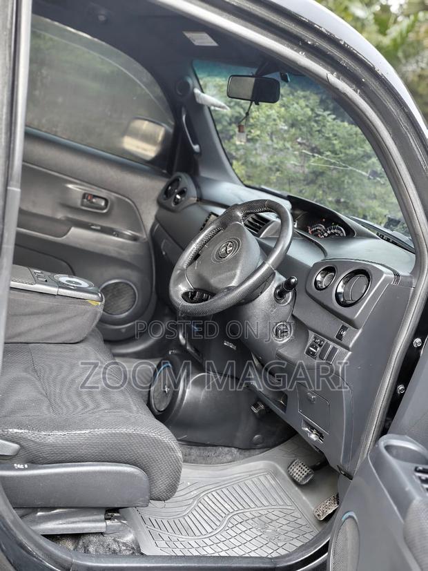 Toyota bB 2006 Black