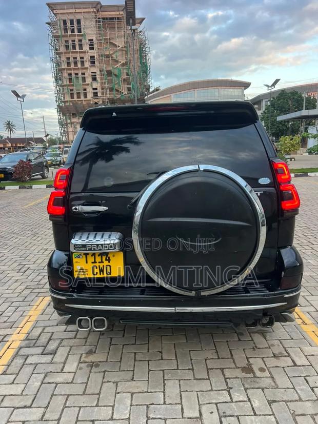 Toyota Land Cruiser Prado 2015 Black