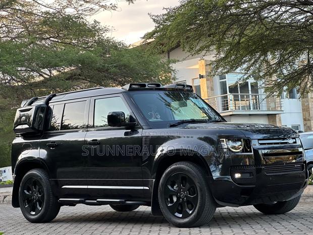 Land Rover Defender 2023 Matt Black
