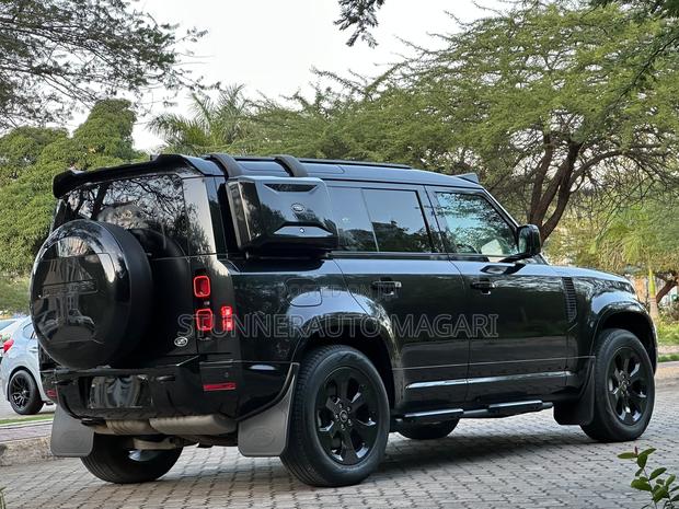 Land Rover Defender 2023 Matt Black