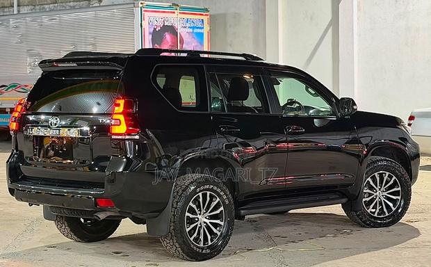 Toyota Land Cruiser Prado 2020 Black