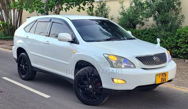 Toyota Harrier 2006 White