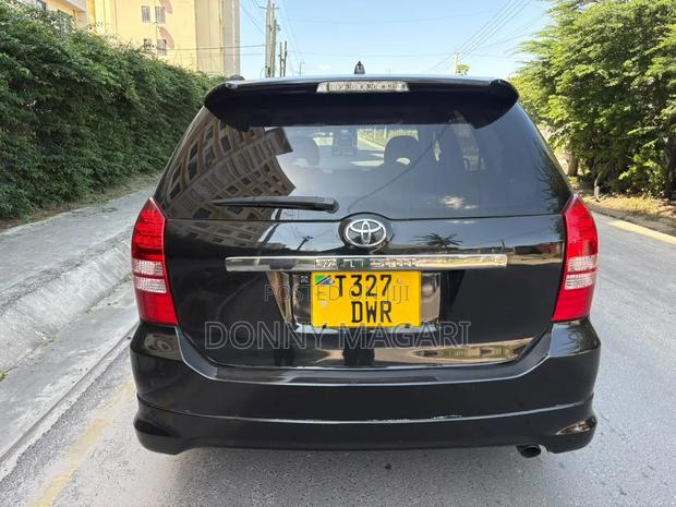 Toyota Wish 2004 Black