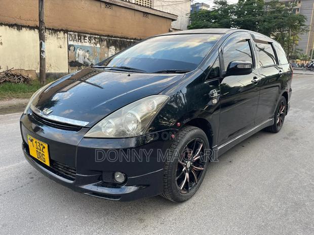 Toyota Wish 2004 Gray
