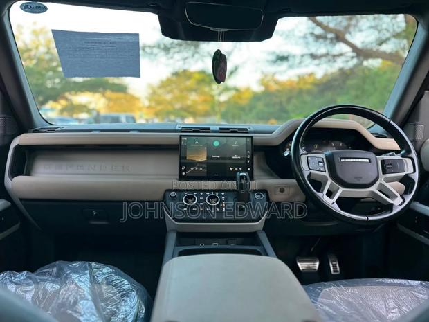 Land Rover Defender 2023 Black