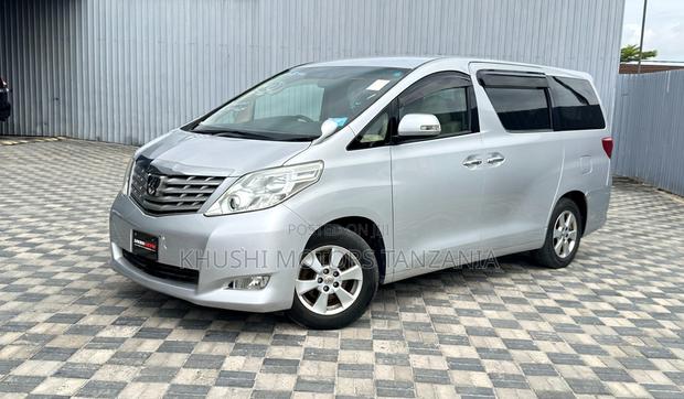 Toyota Alphard 2009 Silver