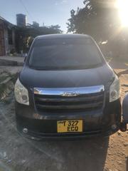 Toyota Noah 2.0 143hp AWD (7 Seater) 2007 Black for sale