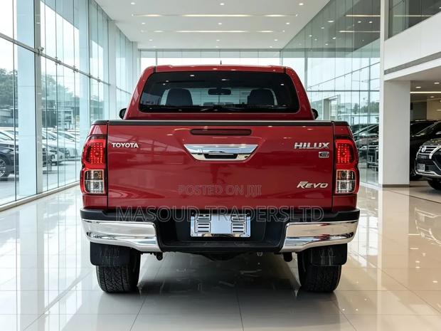 Toyota Hilux 2018 Red