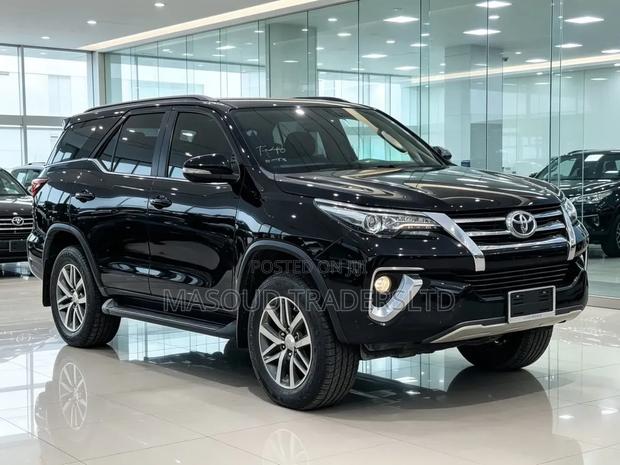 Toyota Fortuner 2017 Black