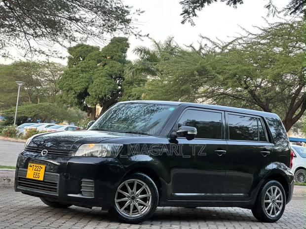 Toyota Corolla Rumion 2008 Black