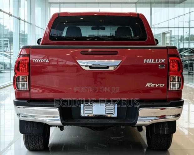 Toyota Hilux 2018 Red