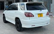 Toyota Harrier 2004 White for sale