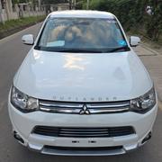 Mitsubishi Outlander 2015 White for sale