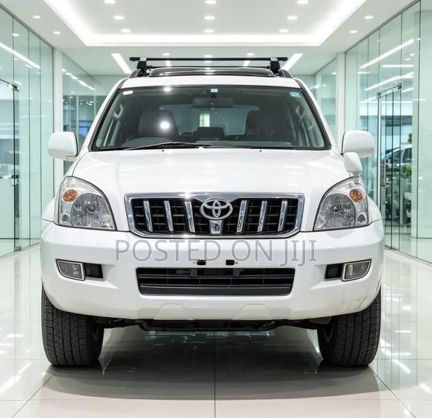 Toyota Land Cruiser Prado 2007 White