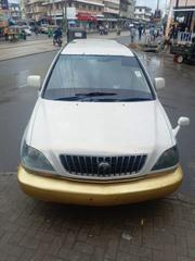 Toyota Harrier 2001 White for sale