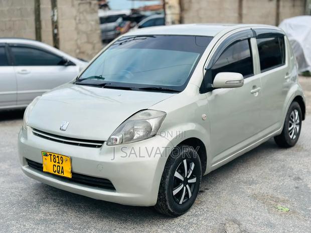 Toyota Passo 1.0 AWD 2004 Green