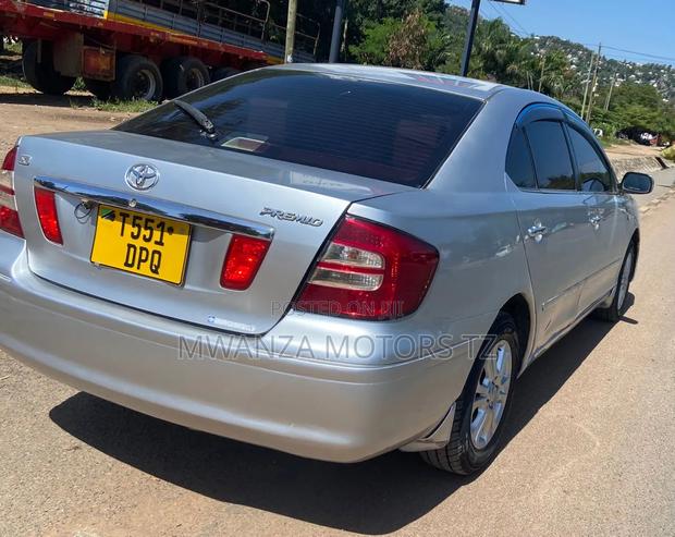 Toyota Premio 2006 Blue
