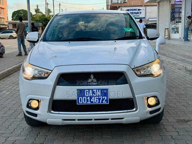 Mitsubishi RVR 2.0 2011 White
