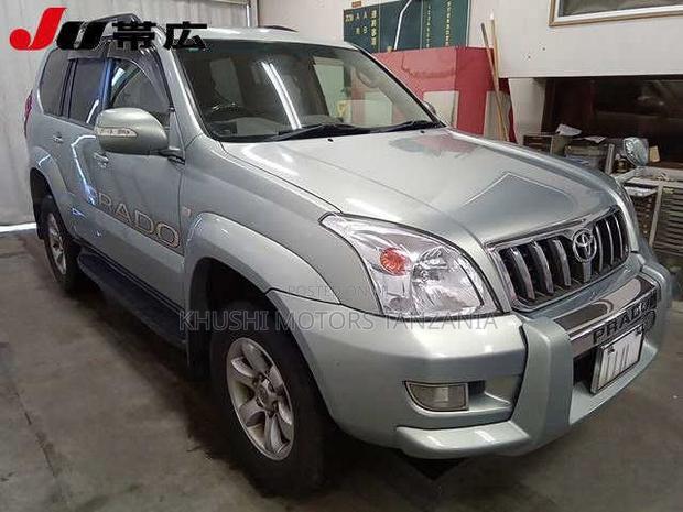 Toyota Land Cruiser Prado 2002 Silver