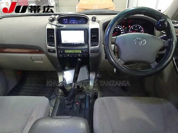 Toyota Land Cruiser Prado 2002 Silver