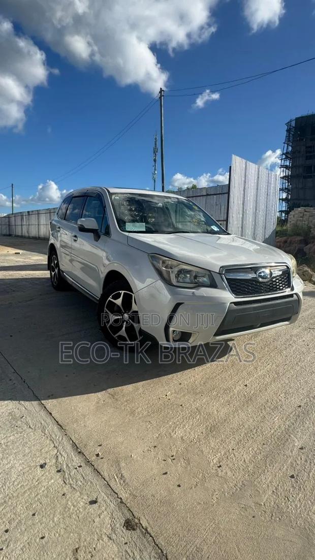 Subaru Forester 2013 White