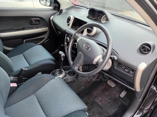 Toyota IST 2006 Black