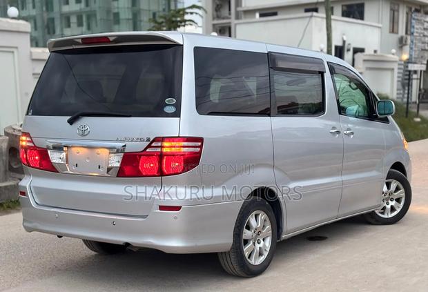 Toyota Alphard 2008 Silver
