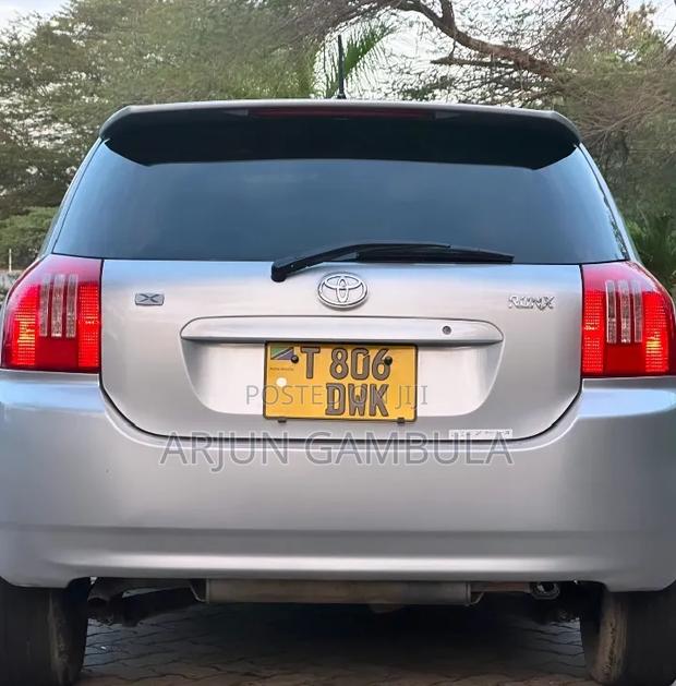 Toyota 4-Runner 2004 Silver