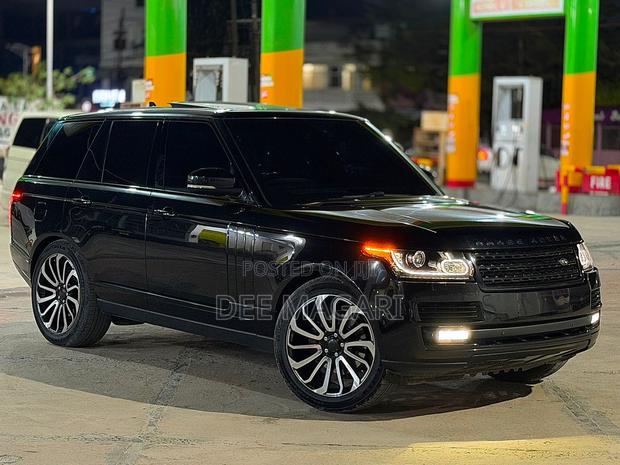 Land Rover Range Rover Vogue 2016 Black