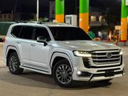 Toyota Land Cruiser LC300 2024 White for sale