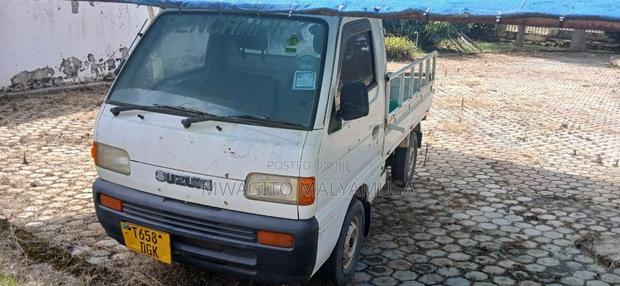 Suzuki CARRY TRUCK 2014 White