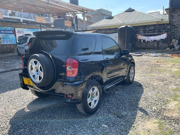 Toyota RAV4 2002 Black