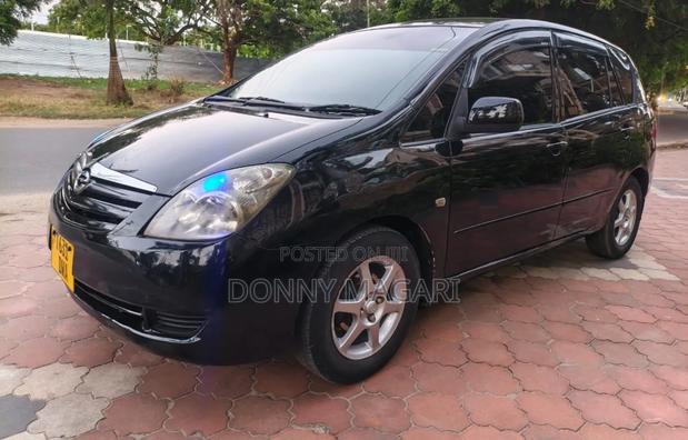 Toyota Corolla Spacio 2004 Black