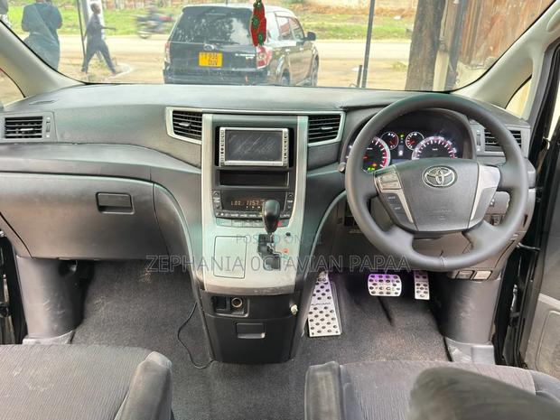 Toyota Alphard 2009 Black