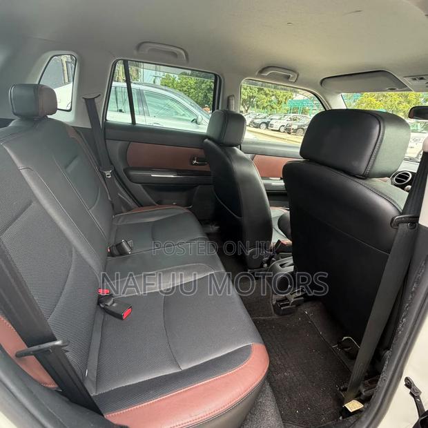 Mazda Verisa 2007 White