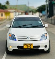 Toyota IST 2005 White for sale