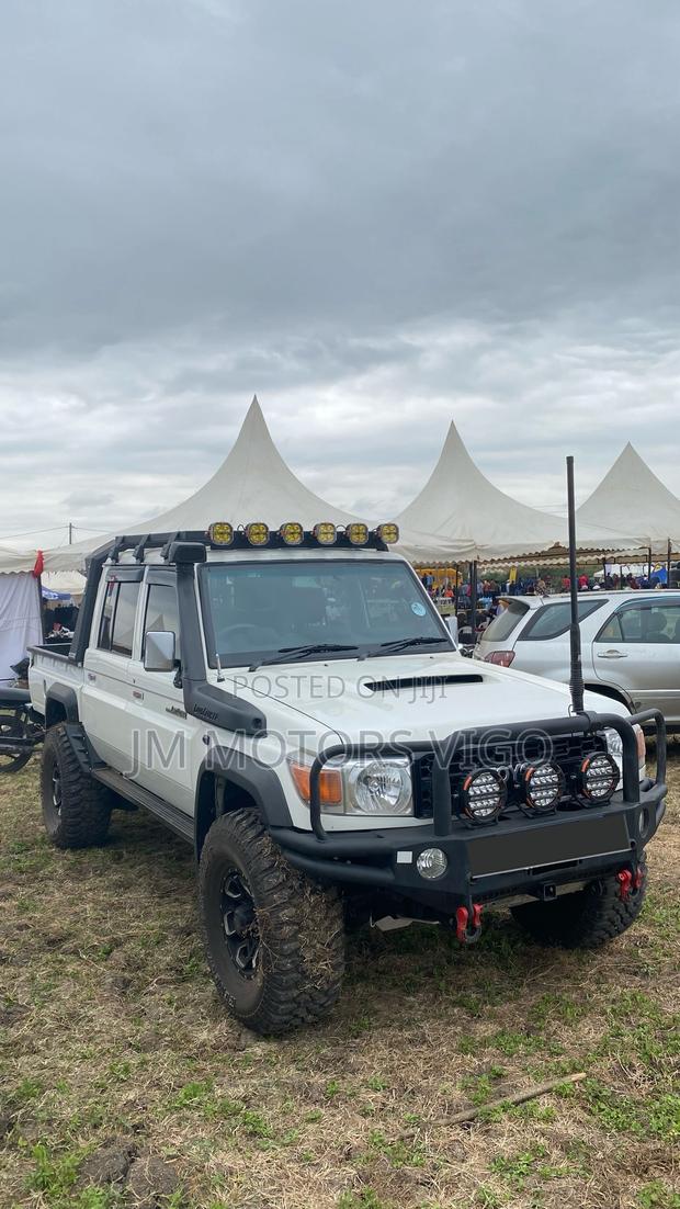 Toyota Land Cruiser 79 Series 2023 White