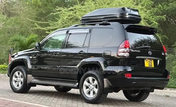 Toyota Land Cruiser Prado 2005 Black
