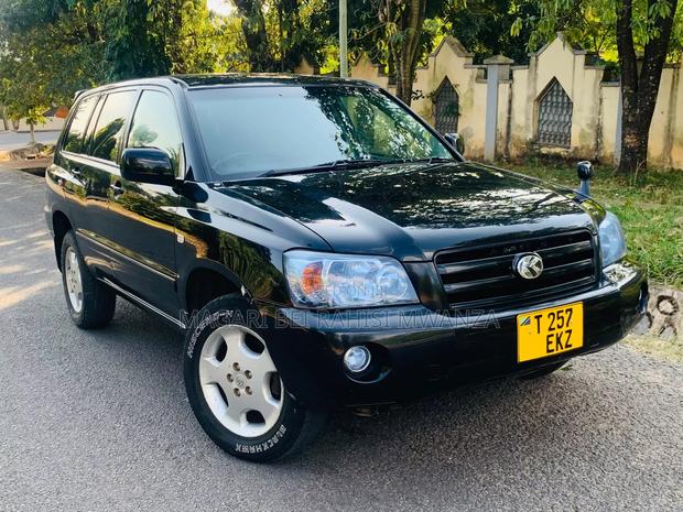 Toyota Kluger 2005 Black