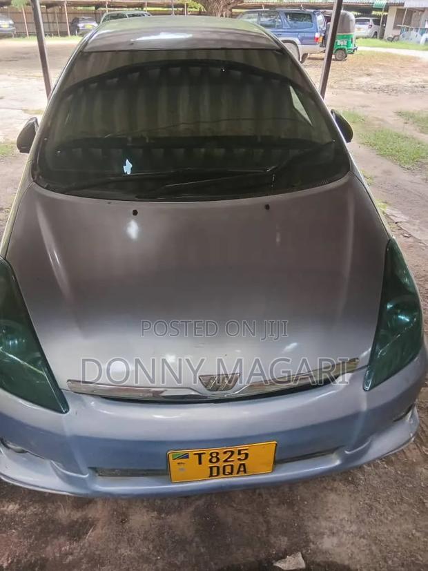 Toyota Wish 2007 Silver