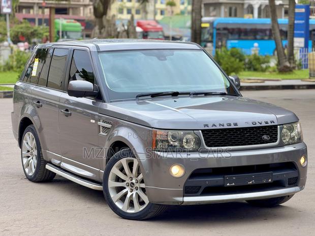 Land Rover Range Rover Sport Autobiography 4x4 (5.0L 8cyl 6A) 2012