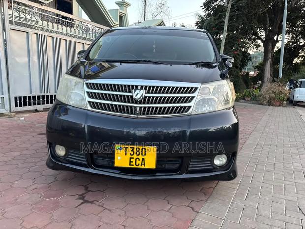 Toyota Alphard 2004 Black