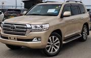 Toyota Land Cruiser 2018 Gold for sale