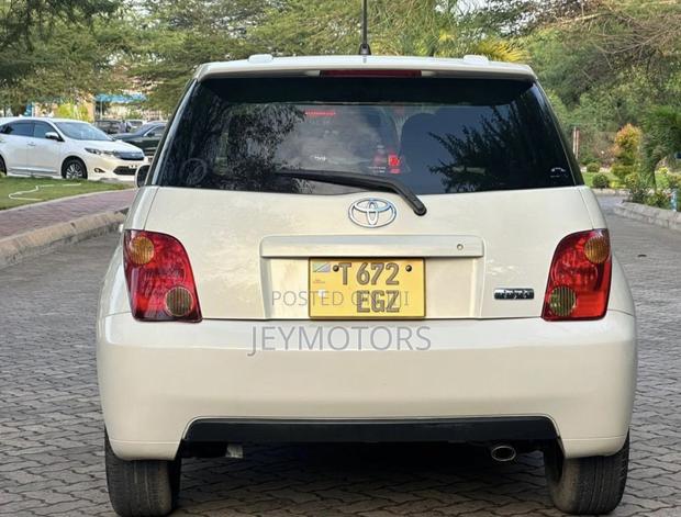 Toyota Premio 2004 White