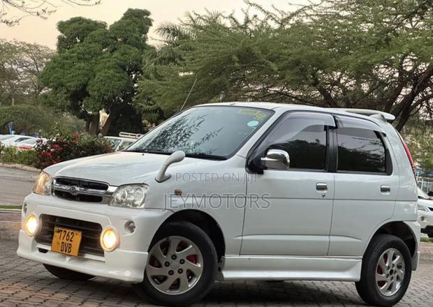 Daihatsu Terios Automatic 2004 White
