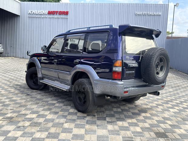 Toyota Land Cruiser Prado 1997 Blue