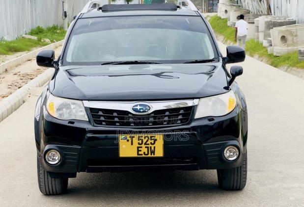 Subaru Forester 2010 Black